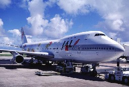 JAL747-200